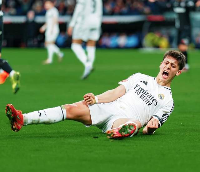 脚上用一双 脚上用一双