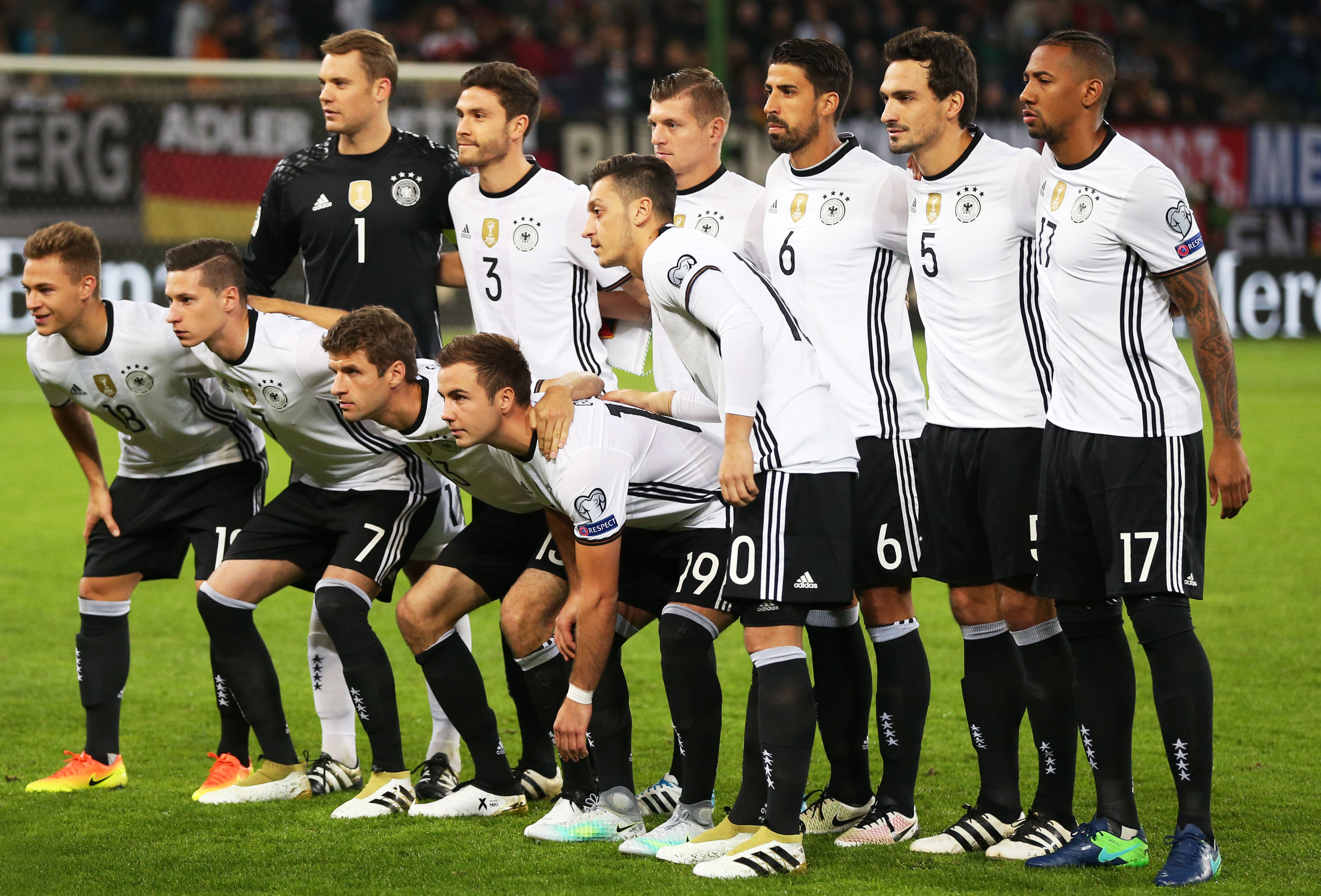 中外野空档 中外野空档